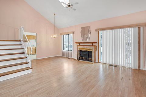 Tiny photo for 171 N Clare Court, Wood Dale, IL 60191 (MLS # 12529985)