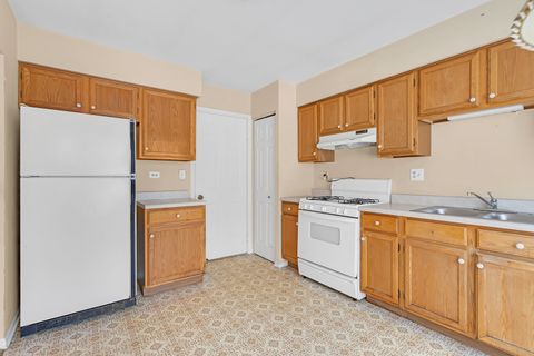 Tiny photo for 171 N Clare Court, Wood Dale, IL 60191 (MLS # 12529985)