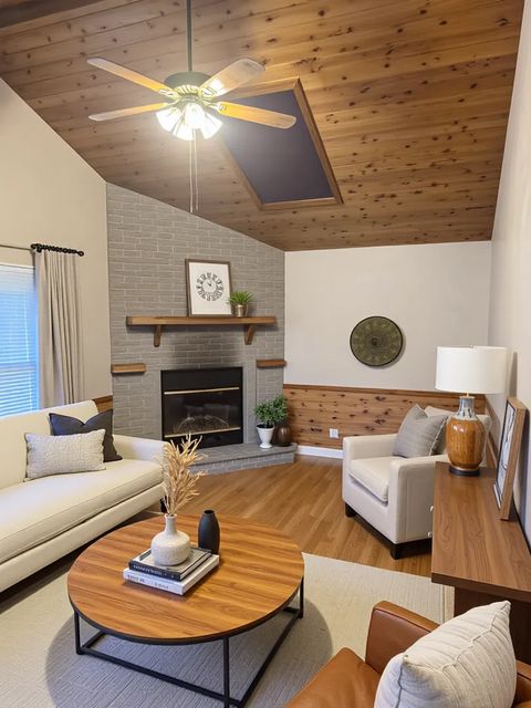 Tiny photo for 5125 W 101st Street, Oak Lawn, IL 60453 (MLS # 12503771)