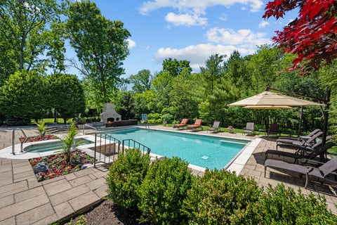 Tiny photo for 1150 W Keswick Lane W, Lake Forest, IL 60045 (MLS # 12672930)