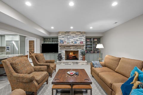 Tiny photo for 1150 W Keswick Lane W, Lake Forest, IL 60045 (MLS # 12672930)