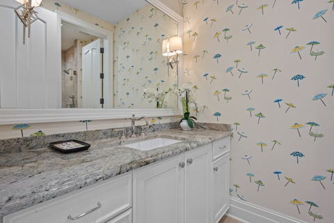 Tiny photo for 1150 W Keswick Lane W, Lake Forest, IL 60045 (MLS # 12672930)