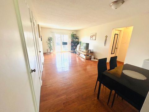 Tiny photo for 322 Klein Creek Court #E, Carol Stream, IL 60188 (MLS # 12630098)