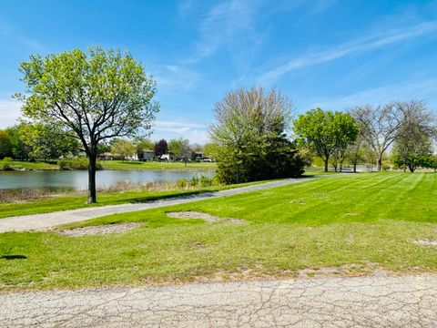 Tiny photo for 322 Klein Creek Court #E, Carol Stream, IL 60188 (MLS # 12630098)