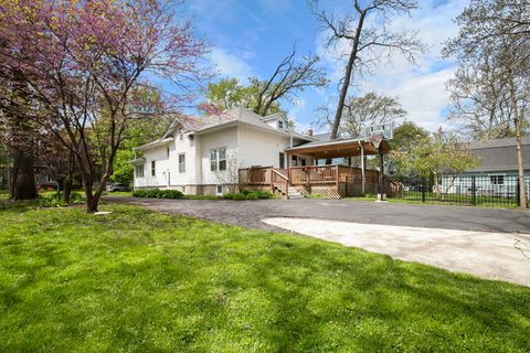 Tiny photo for 155 S Slusser Street, Grayslake, IL 60030 (MLS # 12603704)