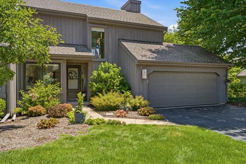 Tiny photo for 423 Deer Trail Hill Trail, Lake Barrington, IL 60010 (MLS # 12707731)