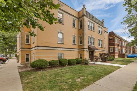 Tiny photo for 6705 21st Street #205, Berwyn, IL 60402 (MLS # 12707111)