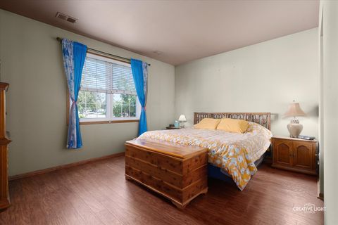 Tiny photo for 17120 Carlislie Lane, Lockport, IL 60441 (MLS # 12512710)