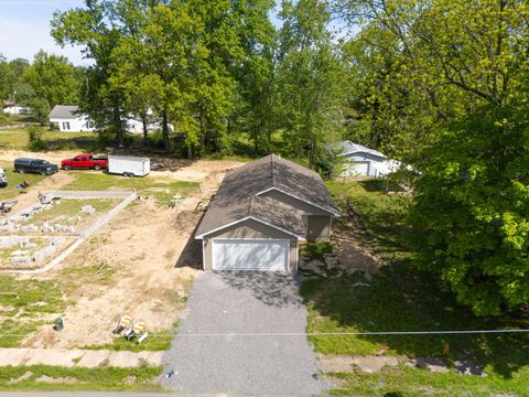 Tiny photo for 817 W Stotlar Street, Herrin, IL 62948 (MLS # 12582448)