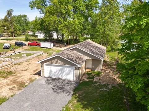 Tiny photo for 817 W Stotlar Street, Herrin, IL 62948 (MLS # 12582448)