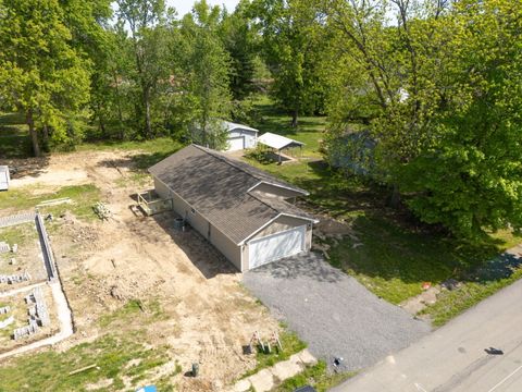 Tiny photo for 817 W Stotlar Street, Herrin, IL 62948 (MLS # 12582448)