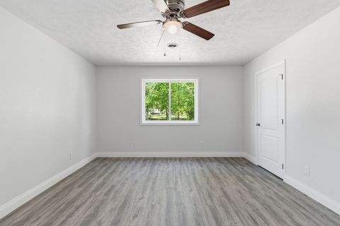 Tiny photo for 817 W Stotlar Street, Herrin, IL 62948 (MLS # 12582448)