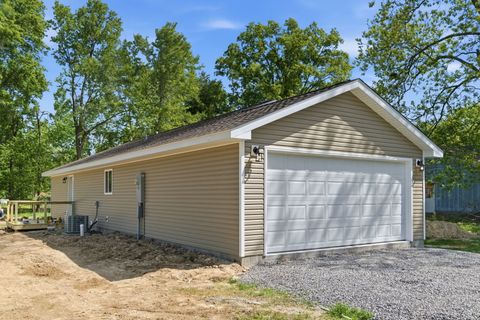 Tiny photo for 817 W Stotlar Street, Herrin, IL 62948 (MLS # 12582448)