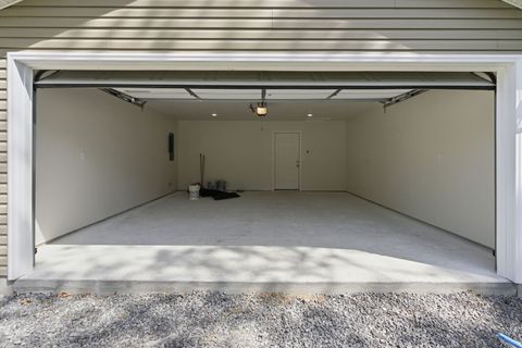 Tiny photo for 817 W Stotlar Street, Herrin, IL 62948 (MLS # 12582448)