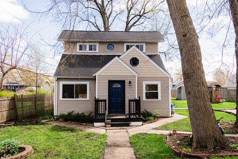 Photo of 5321 Cleveland Drive, McHenry, IL 60050 (MLS # 12619475)