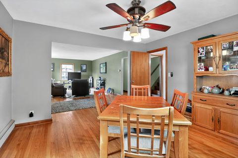 Tiny photo for 218 S Rockford Avenue, Rockford, IL 61104 (MLS # 12493082)