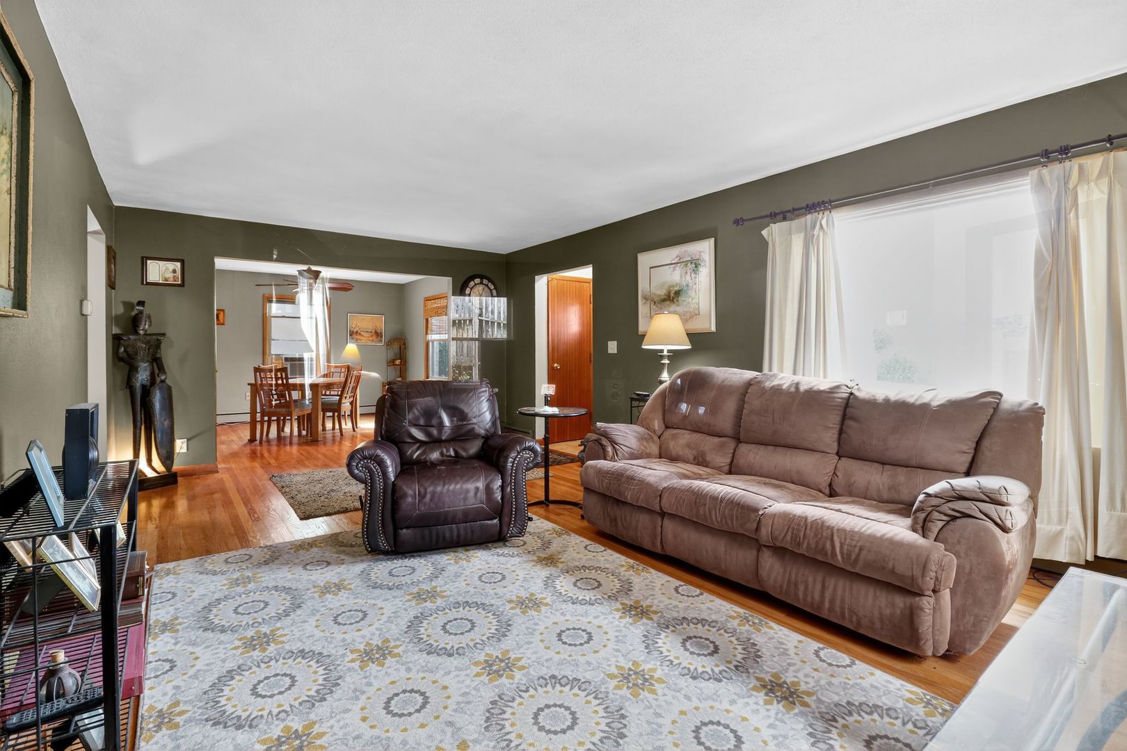 218 S Rockford Avenue