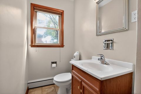 Tiny photo for 218 S Rockford Avenue, Rockford, IL 61104 (MLS # 12493082)