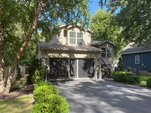Tiny photo for 110 Swanson Street, Ottawa, IL 61350 (MLS # 12737323)