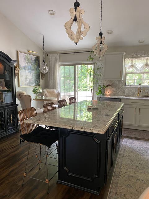 Tiny photo for 110 Swanson Street, Ottawa, IL 61350 (MLS # 12737323)