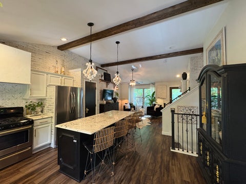 Tiny photo for 110 Swanson Street, Ottawa, IL 61350 (MLS # 12737323)