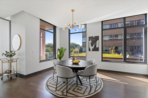 Tiny photo for 540 W Webster Avenue #311, Chicago, IL 60614 (MLS # 12464652)