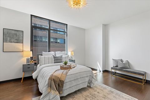 Tiny photo for 540 W Webster Avenue #311, Chicago, IL 60614 (MLS # 12464652)