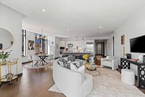 Tiny photo for 540 W Webster Avenue #311, Chicago, IL 60614 (MLS # 12464652)