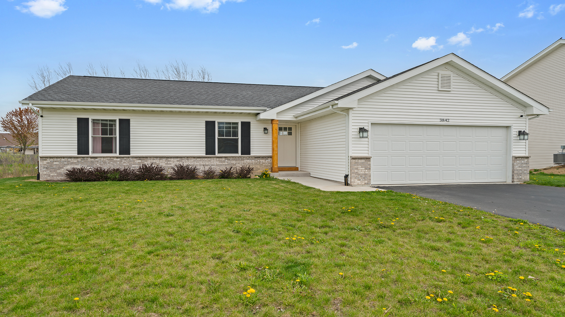 3842 Scarlet Oak Drive