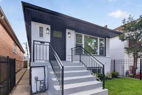 Photo of 5013 W Bloomingdale Avenue, Chicago, IL 60639 (MLS # 12621173)