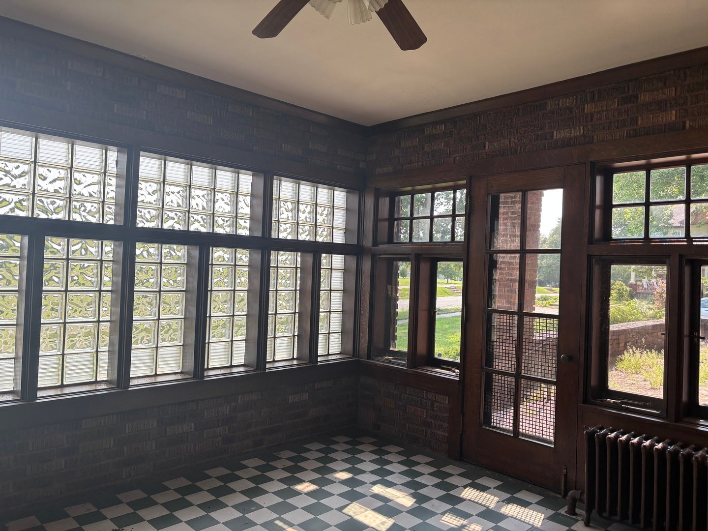 109 W Macon Street