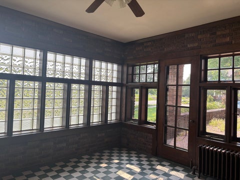 Tiny photo for 109 W Macon Street, Clinton, IL 61727 (MLS # 12728102)