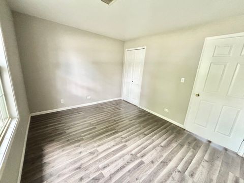 Tiny photo for 315 Ashbury Court #3, Roselle, IL 60172 (MLS # 12450373)