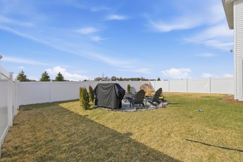 Tiny photo for 117 Fieldcrest Avenue, Hampshire, IL 60140 (MLS # 12620949)