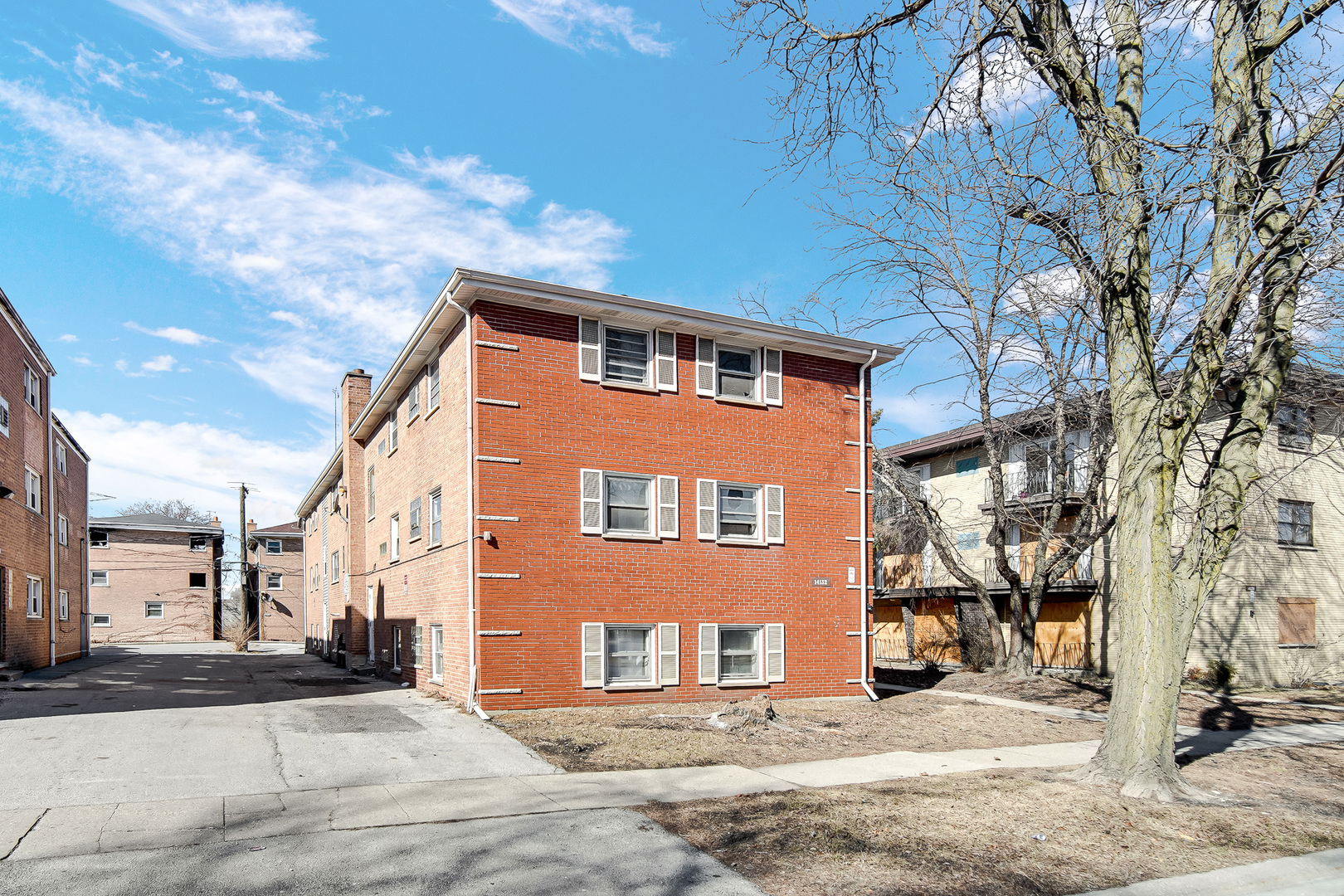 14132 S School Street