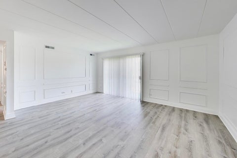 Tiny photo for 669 Chappel Avenue #2B, Calumet City, IL 60409 (MLS # 12627782)