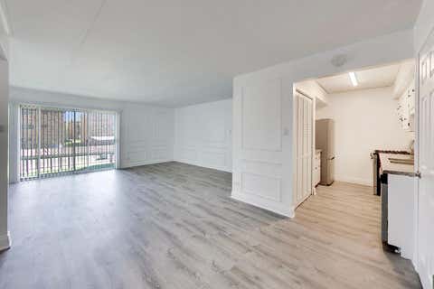 Tiny photo for 669 Chappel Avenue #2B, Calumet City, IL 60409 (MLS # 12627782)