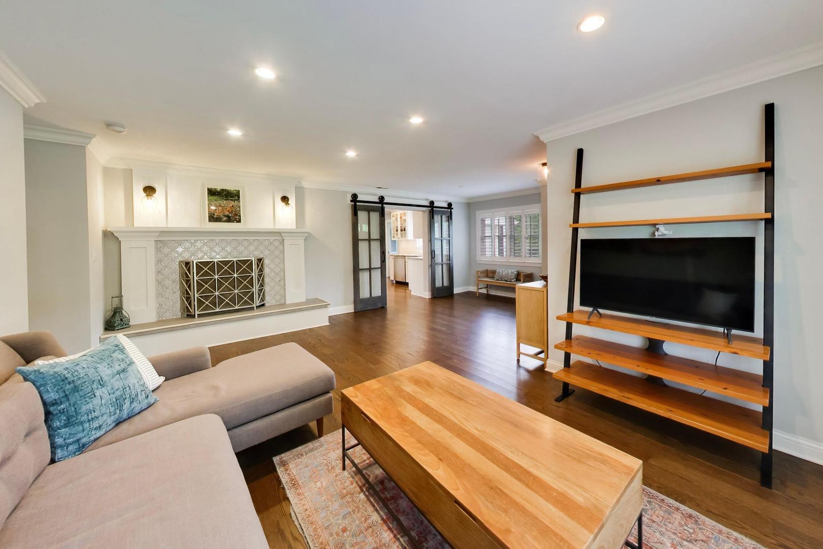 5340 Wolf Road
