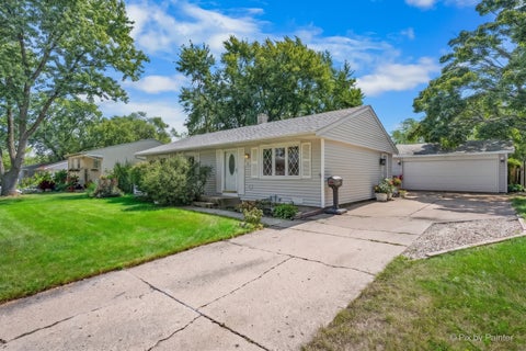 Tiny photo for 303 Mark Avenue, Glendale Heights, IL 60139 (MLS # 12737482)