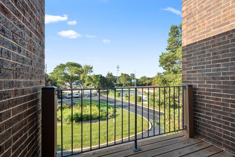 Tiny photo for 1575 Sandpebble Drive #336, Wheeling, IL 60090 (MLS # 12465442)