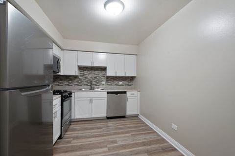Tiny photo for 1575 Sandpebble Drive #336, Wheeling, IL 60090 (MLS # 12465442)