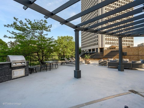 Tiny photo for 5415 N Sheridan Road #5015, Chicago, IL 60640 (MLS # 12736670)