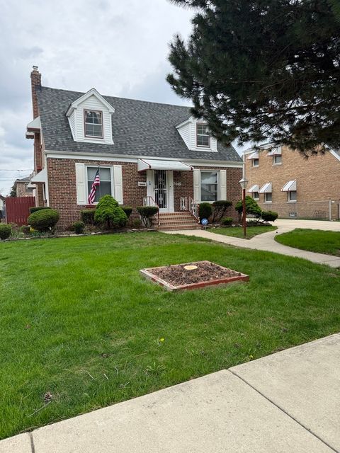 Tiny photo for 7445 W Winona Street, Harwood Heights, IL 60706 (MLS # 12598007)