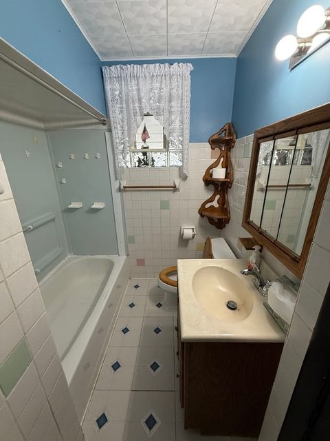 Tiny photo for 7445 W Winona Street, Harwood Heights, IL 60706 (MLS # 12598007)