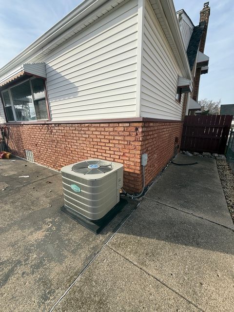 Tiny photo for 7445 W Winona Street, Harwood Heights, IL 60706 (MLS # 12598007)