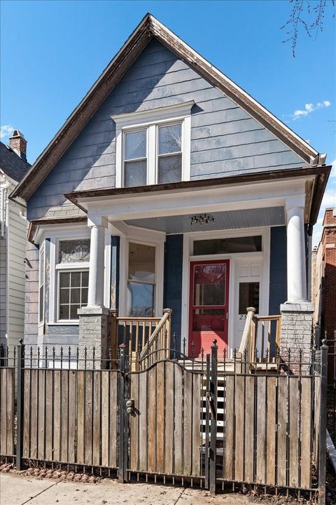 2536 N Central Park Avenue N Chicago IL 60647