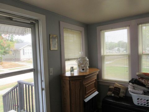 Tiny photo for 409 15th Avenue, Sterling, IL 61081 (MLS # 12479098)