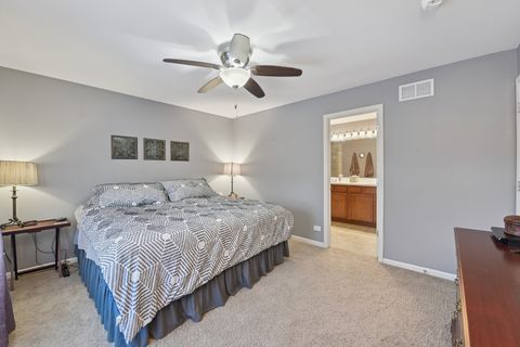 Tiny photo for 340 Town Center Boulevard, Gilberts, IL 60136 (MLS # 12554974)