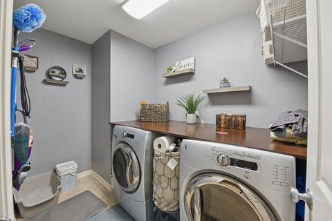 Tiny photo for 340 Town Center Boulevard, Gilberts, IL 60136 (MLS # 12554974)