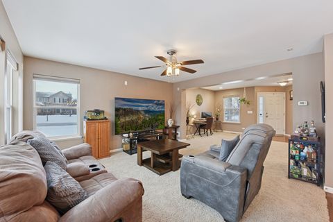 Tiny photo for 340 Town Center Boulevard, Gilberts, IL 60136 (MLS # 12554974)